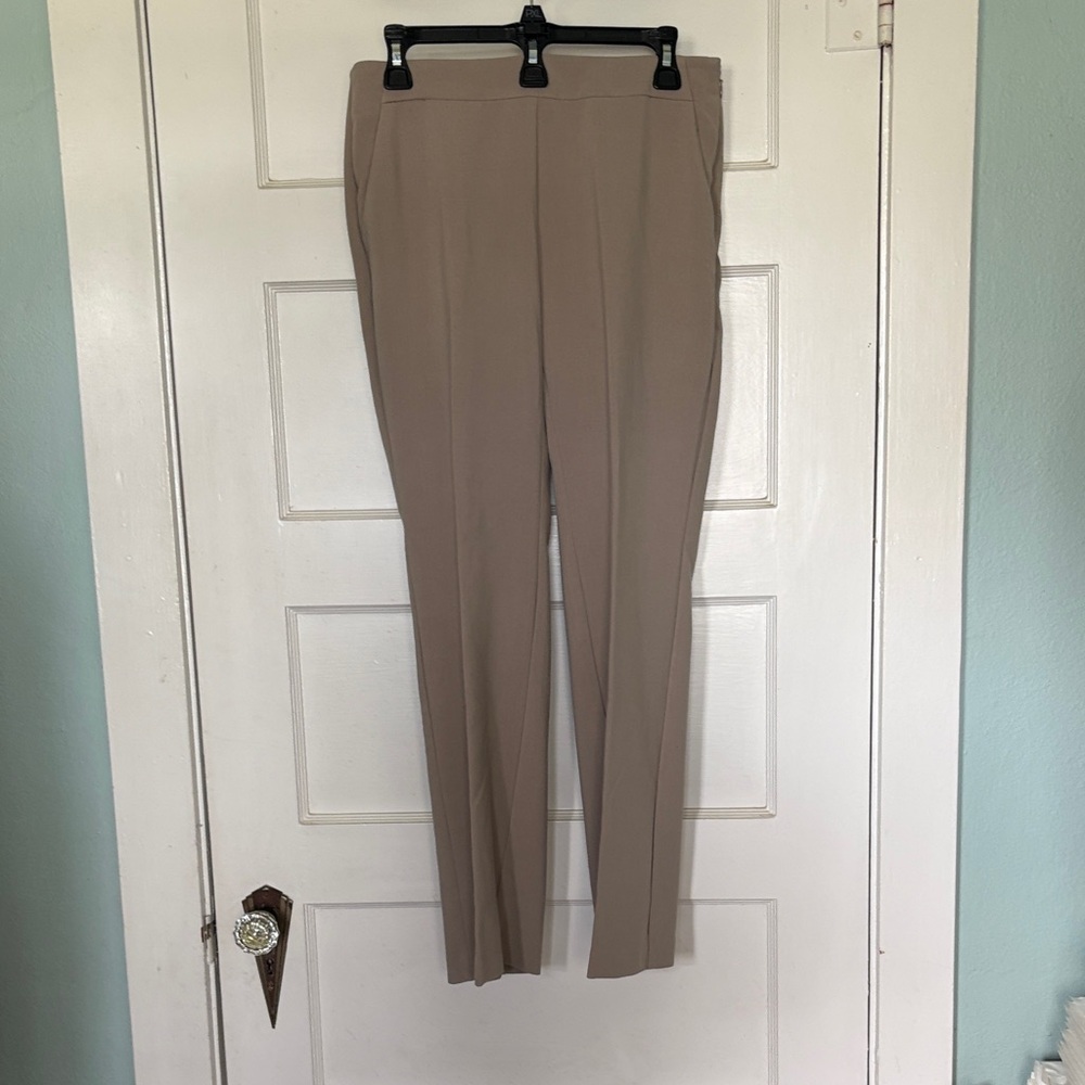Chico's Neutral Taupe Trousers Size 0 (US  4) Short